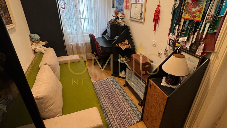 Prodaje se prostrani četverosobni stan s dva balkona u centru Rijeke – 135 m²