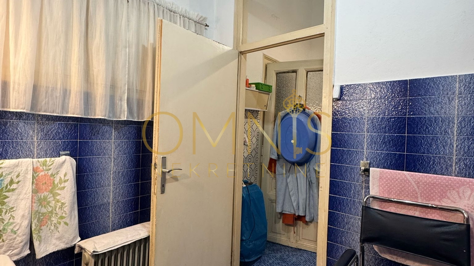 Prodaje se prostrani četverosobni stan s dva balkona u centru Rijeke – 135 m²