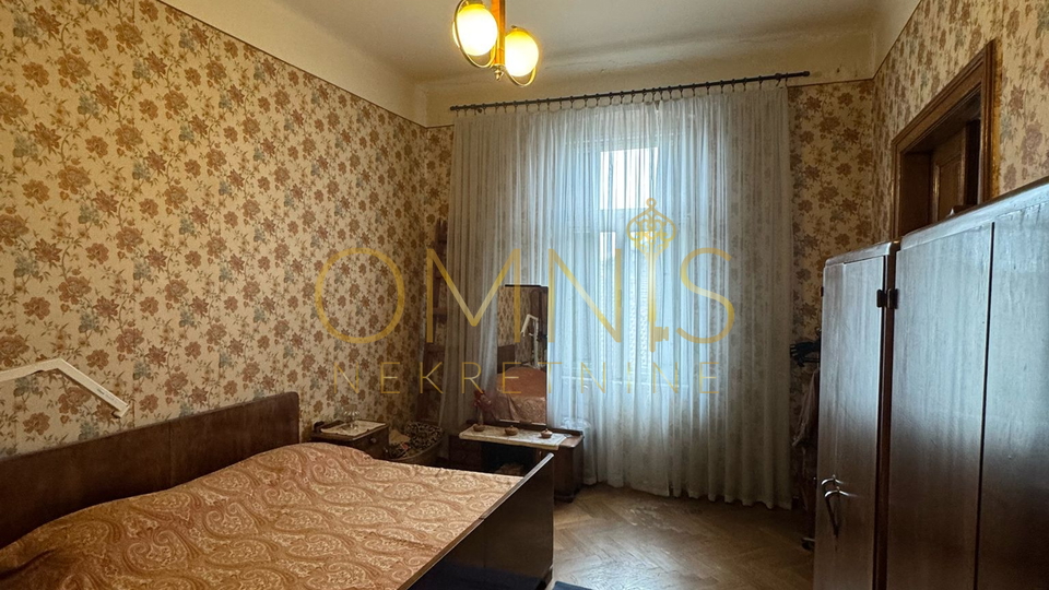 Prodaje se prostrani četverosobni stan s dva balkona u centru Rijeke – 135 m²