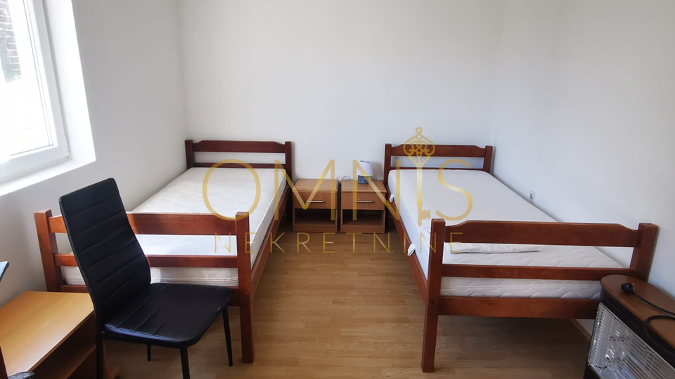 Rijeka, Čavle -najam za radnike, kuca s dva odvojena stana!