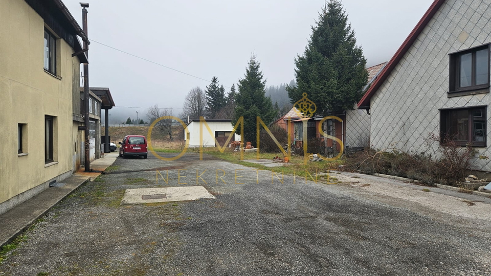 SALE OF HOUSE DOORS - FUŽINE
