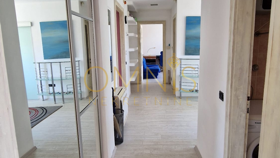 RIJEKA - CENTAR, GOSPODSKI STAN 74 m²