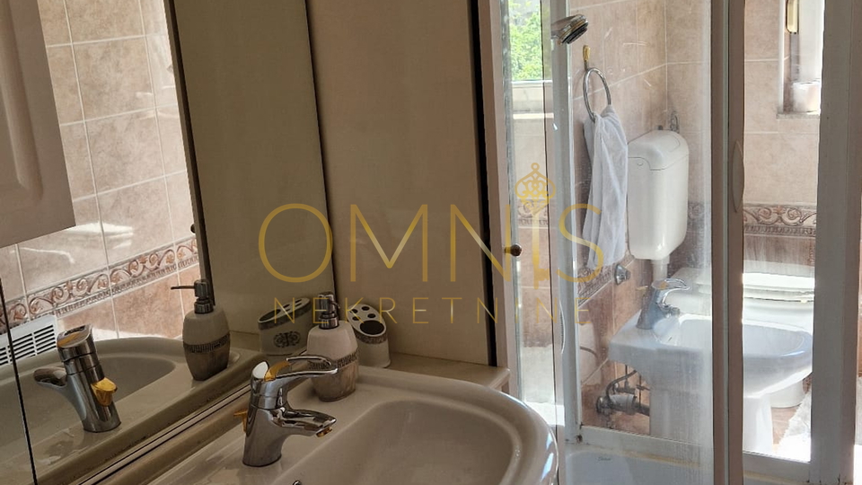 RIJEKA - CENTAR, GOSPODSKI STAN 74 m²