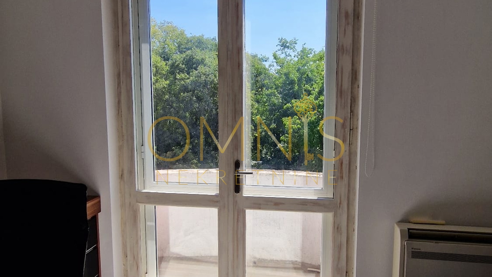 RIJEKA - CENTAR, GOSPODSKI STAN 74 m²