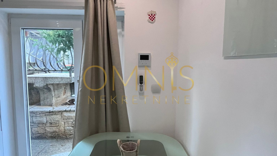 Opatija, Ika - garsonjera, blizina mora, najam!