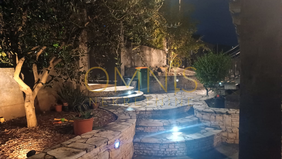 Opatija, Ika - garsonjera, blizina mora, najam!