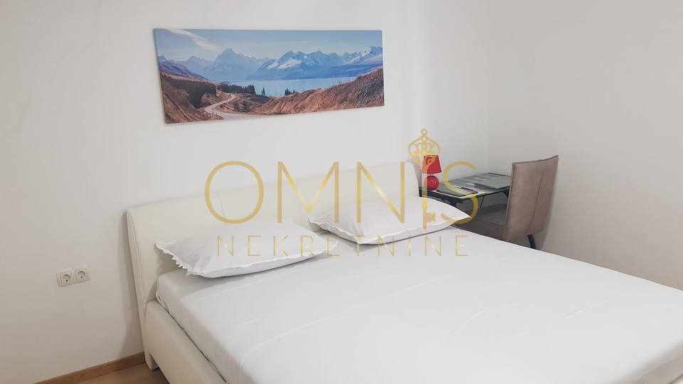 Dugoročni najam – Turnić, stan 1S+DB, 50 m², balkon, pogled na more