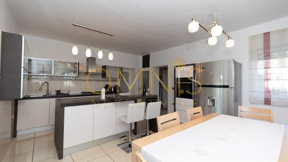 Prekrasna kuća za odmor u Ravnoj Gori, 345 m² + zemljište 1300 m²