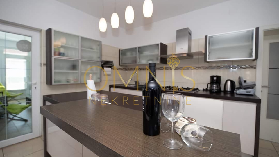 Prekrasna kuća za odmor u Ravnoj Gori, 345 m² + zemljište 1300 m²