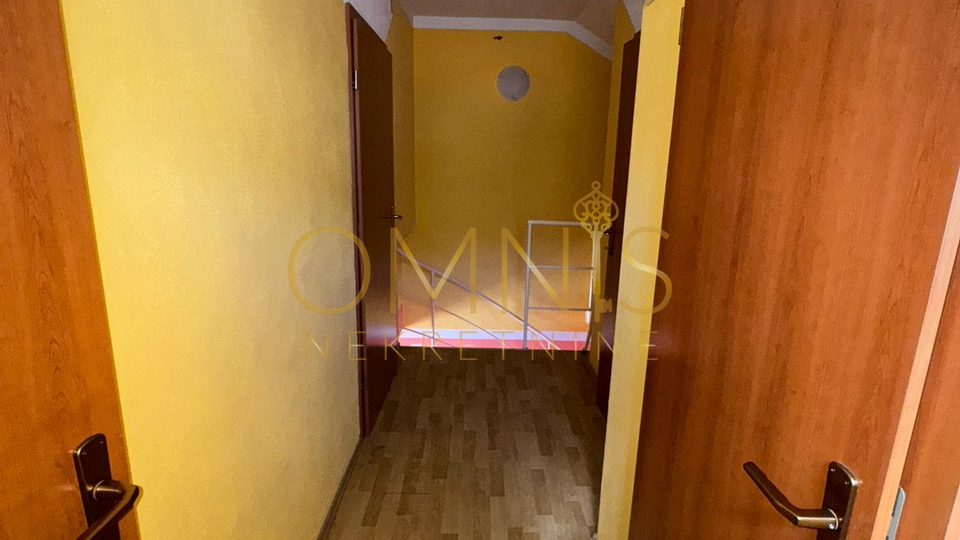 Matulji, Jušići – Two-story apartment 103m² with two balconies and sea view