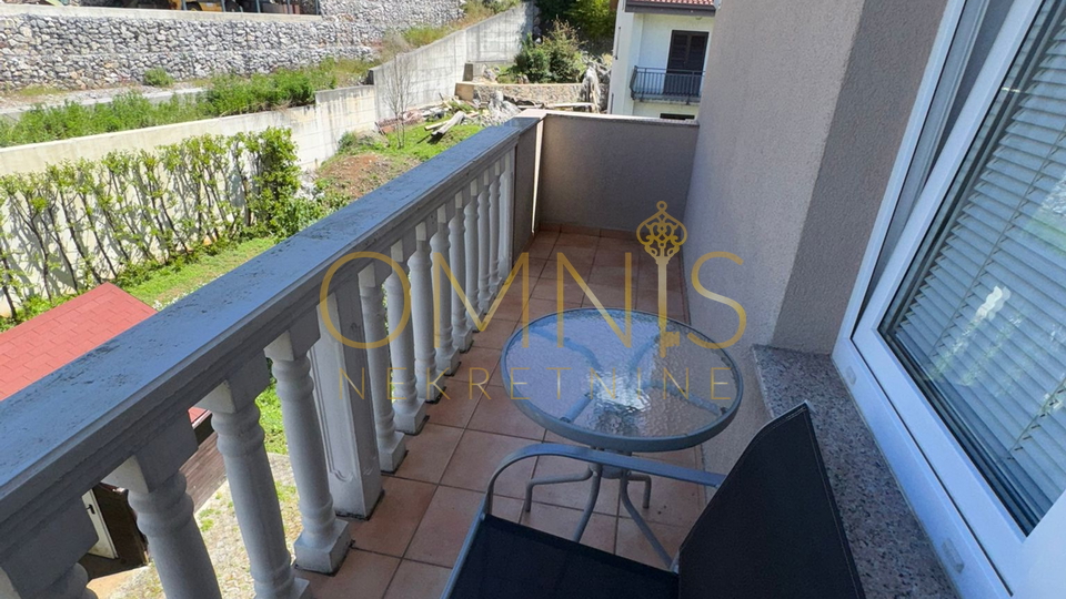 Matulji, Jušići – Two-story apartment 103m² with two balconies and sea view