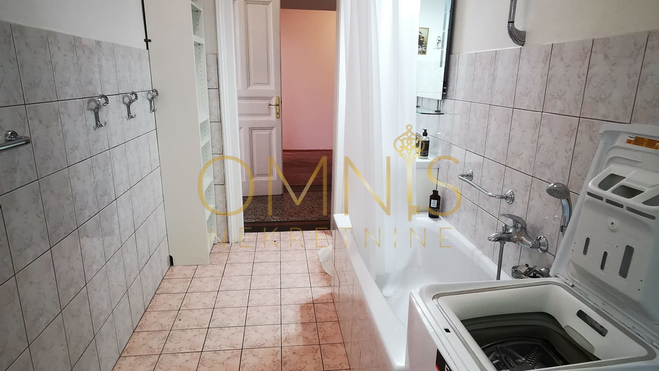 Rijeka, Pećine -stan u vili 84m2, prvi red do mora!
