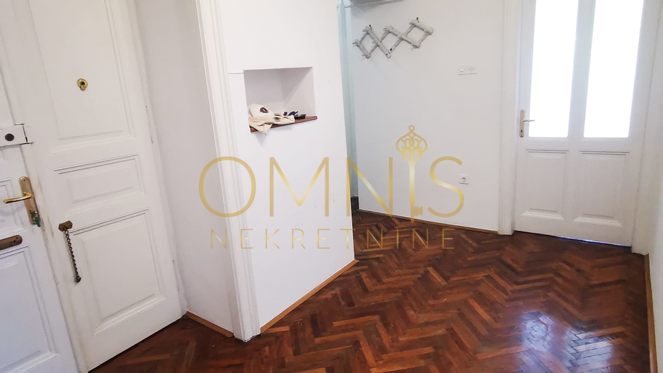 Rijeka, Pećine -stan u vili 84m2, prvi red do mora!