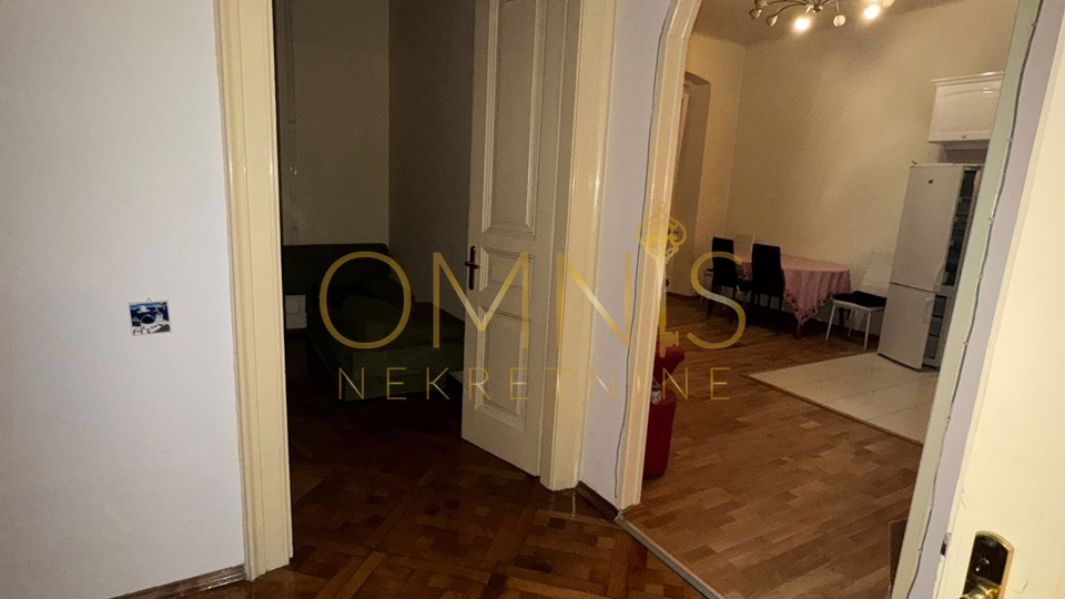 STAN U CENTRU RIJEKE, BALKON, 72 M²