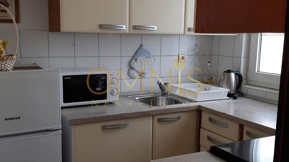 Opatija -1S+DB, parking, terasa, pogled na Kvarnetr, najam!