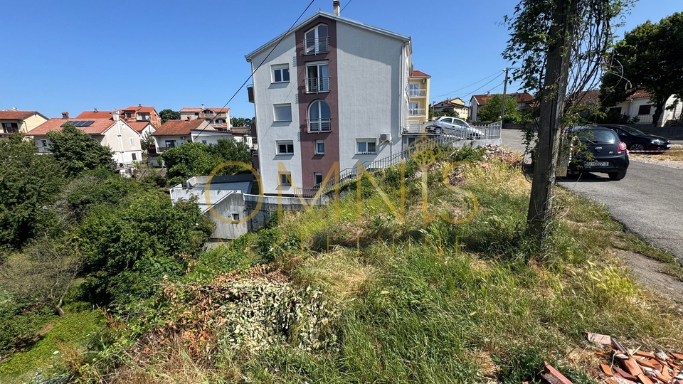 Građevinsko zemljište 938 m² – Marinići, odlična lokacija