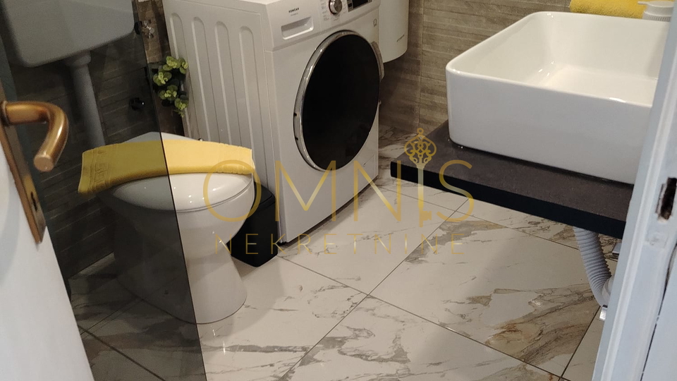 Rijeka, centar – renoviran  stan 24 m², namješten