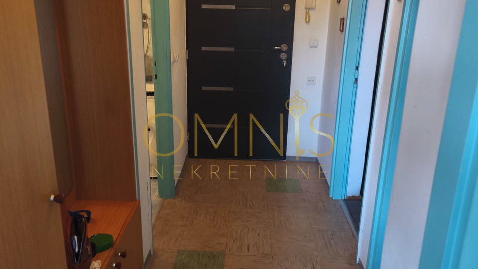 RIJEKA, KRNJEVO – Dvosobni stan s balkonom, 54,93 m², 2. kat