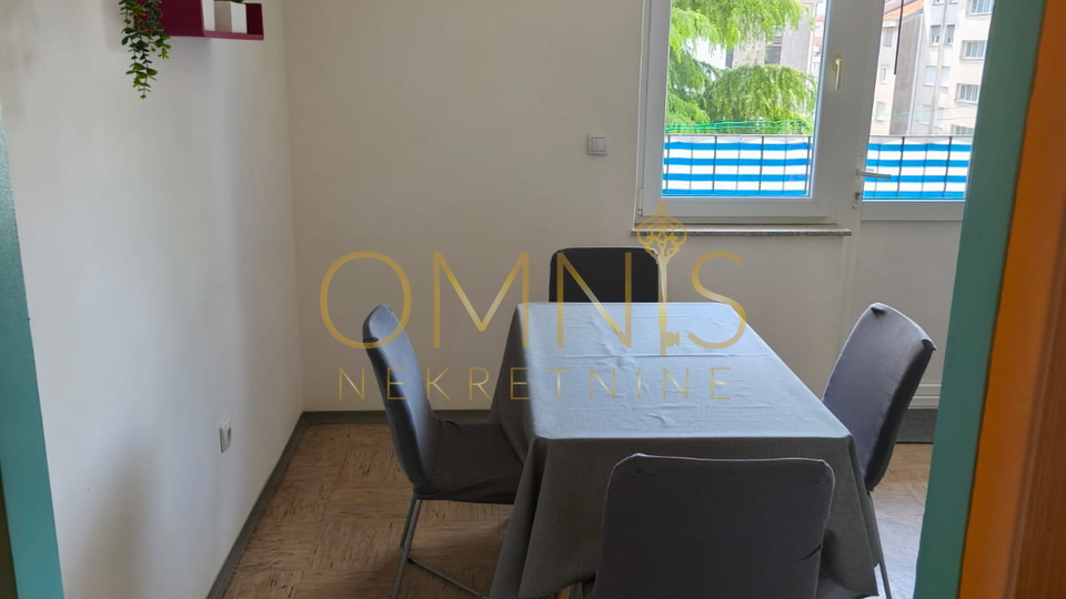 RIJEKA, KRNJEVO – Dvosobni stan s balkonom, 54,93 m², 2. kat