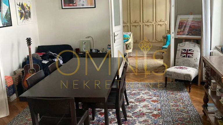 Prodaje se trosoban stan prvi red do mora – Rijeka, 110 m²