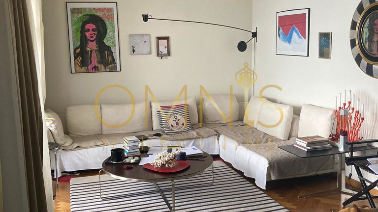 Prodaje se trosoban stan prvi red do mora – Rijeka, 110 m²