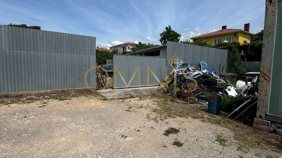 Kostrena, skladišni prostor, 150 m2, najam!