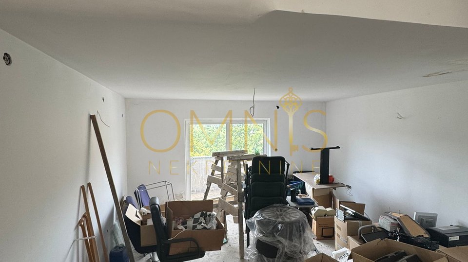 Dvoetažni stan – 102 m², roh-bau, odličan potencijal