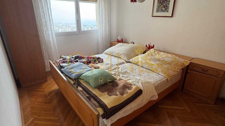 Rijeka, Podmurvice – stan 1S+DB s lođom i pogledom na more, 54 m²
