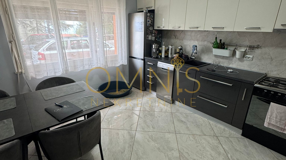 Rijeka – Podmurvice, 2 rooms plus living room, 56 m²