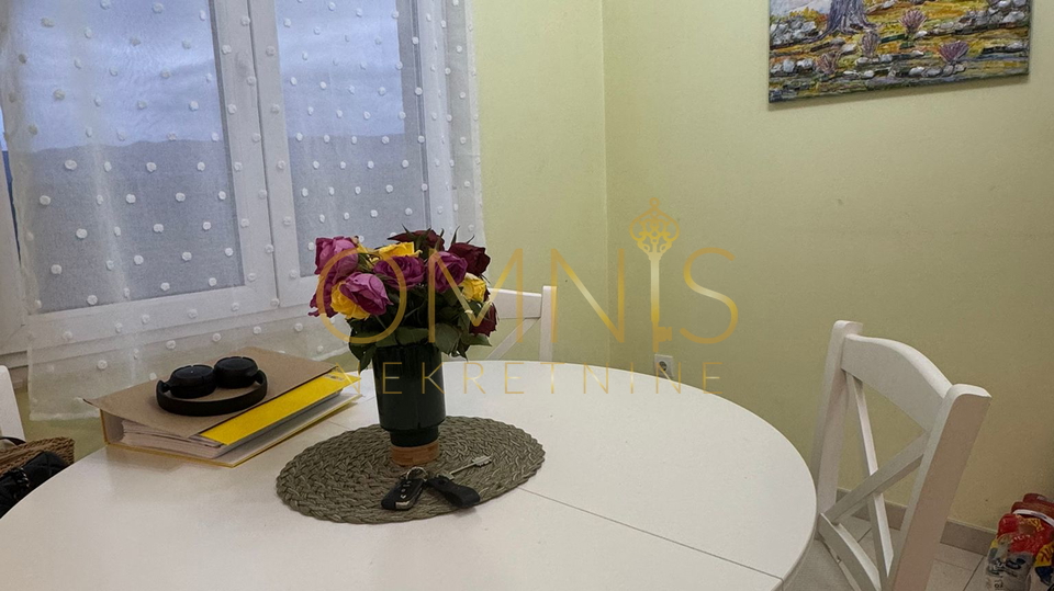Viškovo, dvoetažni stan 86 m² s terasom i spremištem