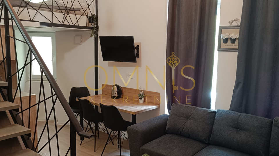 RIJEKA – BELVEDER, renovated studio apartment with a mezzanine and balcony
