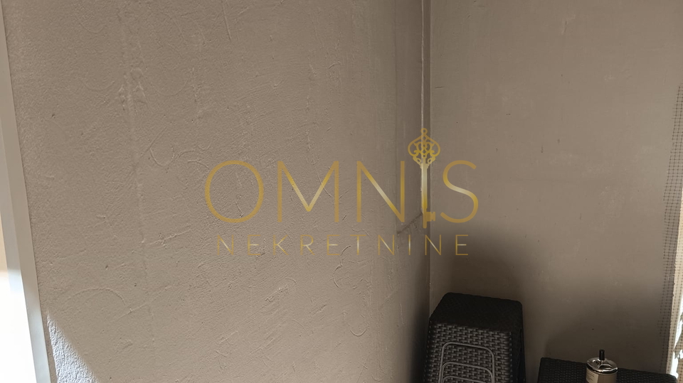 RIJEKA – BELVEDER, renovated studio apartment with a mezzanine and balcony