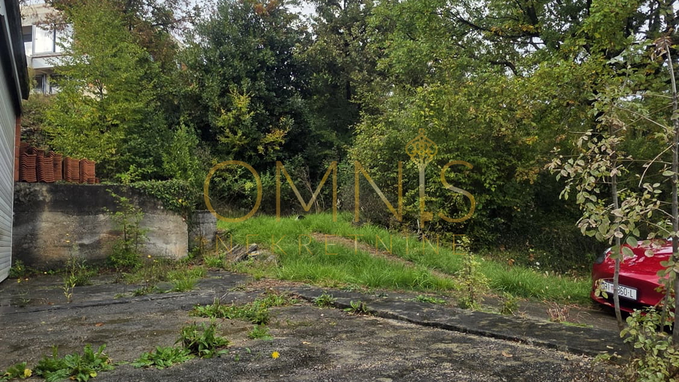 Prostrana kuća na prodaju! Bregi