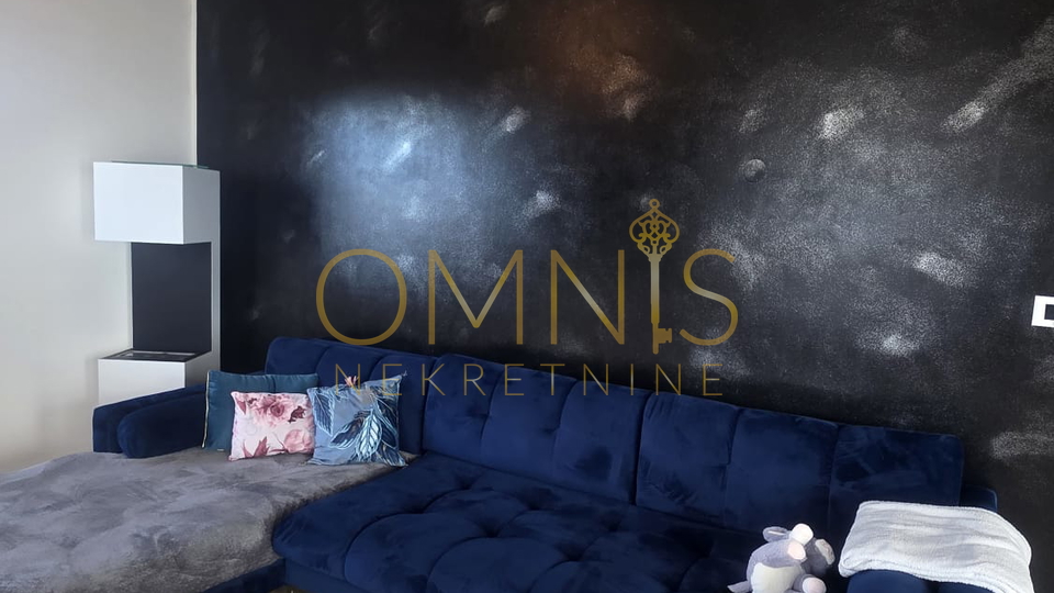 Stan u novogradnji s panoramskim pogledom na more, NA PRODAJU!!