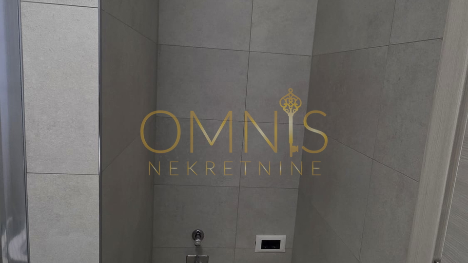 Stan u novogradnji s panoramskim pogledom na more, NA PRODAJU!!