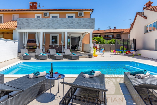 House, 157 m2, For Sale, Marčana