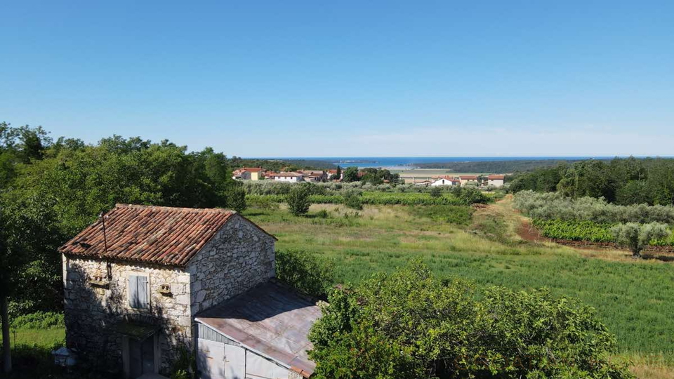 Mediterrane Luxusvilla mit Pool und atemberaubenden Blick in die Natur und ins Gr&uuml;ne