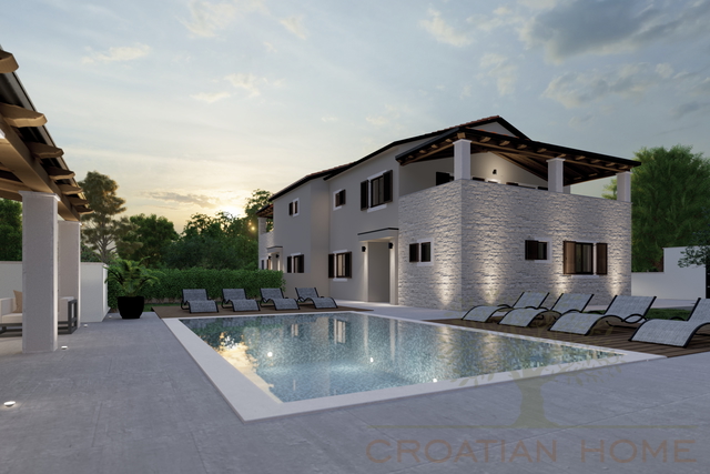 Mediterranes Neubauhaus mit Pool und Fussbodenheizung
