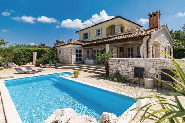 Kuća, 172 m2, Prodaja, Poreč