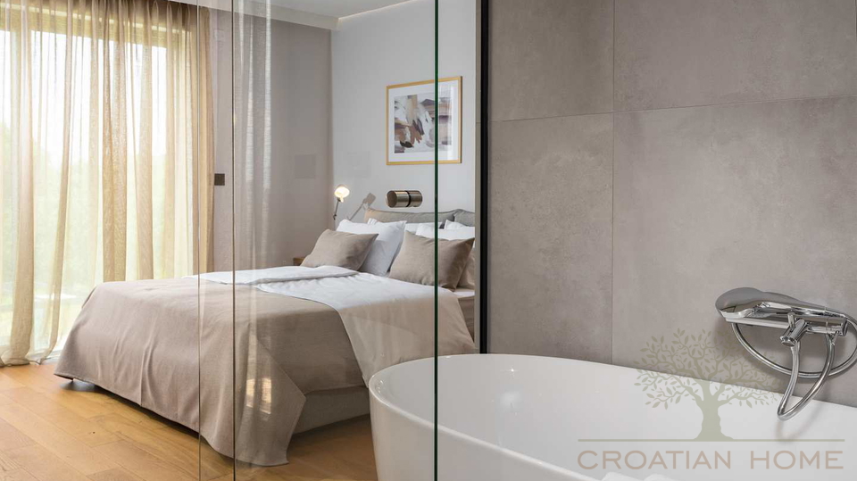 Luxus Villa i Porec mit 40 m2 Pool&comma; Jacuzzi und Meerblick