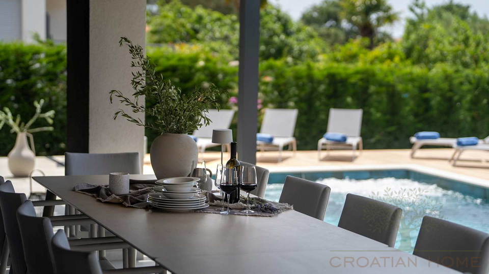 Luxus Villa i Porec mit 40 m2 Pool&comma; Jacuzzi und Meerblick