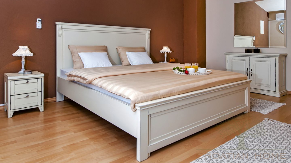 Pflegeleichtes Haus mit kleinem Garten und 4 Schlafzimmer bei Porec