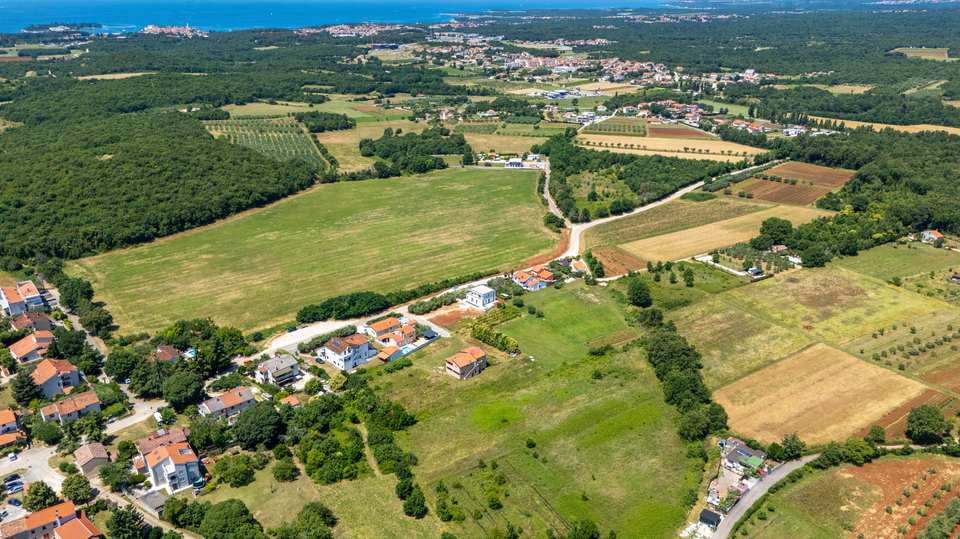 Neubau&excl; Moderne Villa mit Pool nur 5 km von Porec und dem Meer