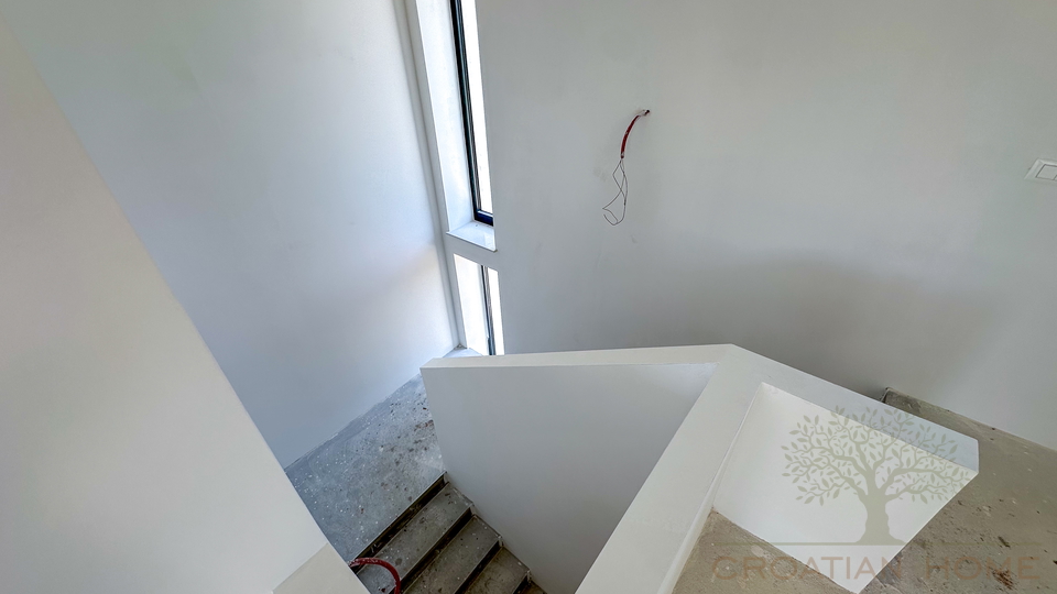 Neubau&excl; Moderne Villa mit Pool nur 5 km von Porec und dem Meer
