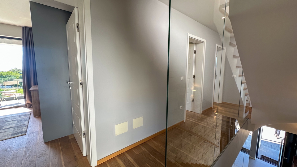 Haus&comma; 250 m2&comma; Verkauf&comma; Pore&ccaron;