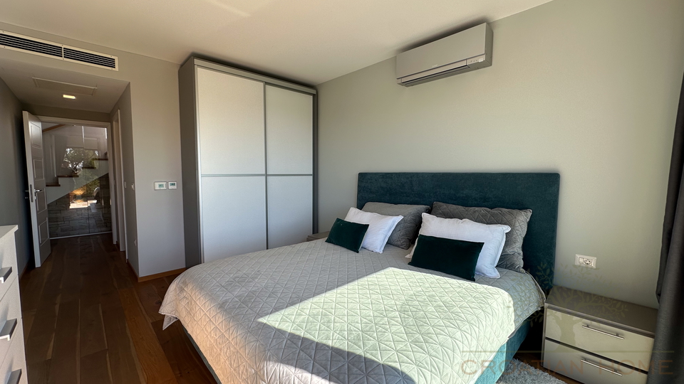 Haus&comma; 250 m2&comma; Verkauf&comma; Pore&ccaron;