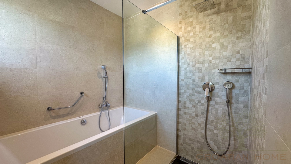 Haus&comma; 250 m2&comma; Verkauf&comma; Pore&ccaron;