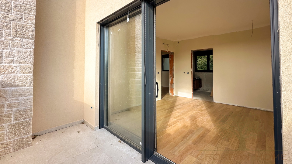 Moderne Villa im ruhigen istrischen Dorf &ndash; Harmonie aus Natur&comma; Meerblick und h&ouml;chster Bauqualit&auml;t