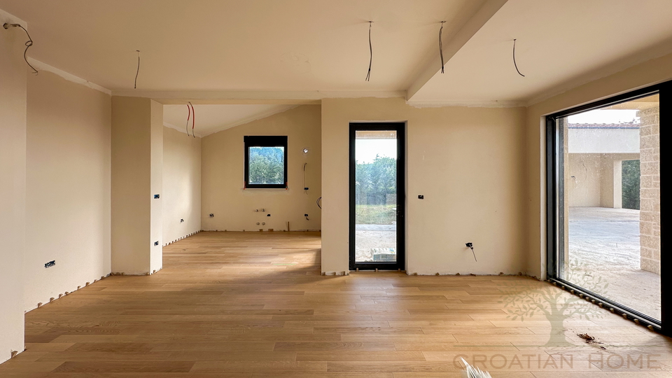 Moderne Villa im ruhigen istrischen Dorf &ndash; Harmonie aus Natur&comma; Meerblick und h&ouml;chster Bauqualit&auml;t