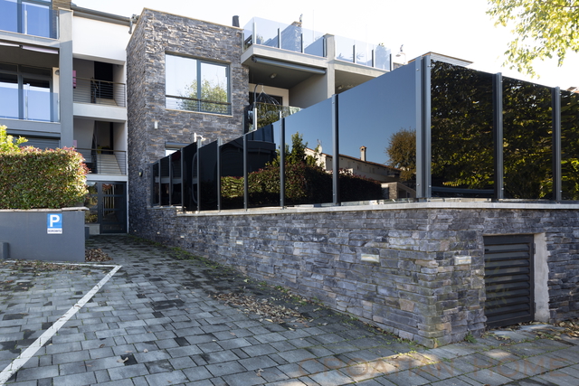 MOERNE WOHNUNG MIT BEHEIZTEM POOL